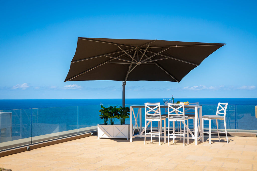 Shelta Asta Cantilever Umbrella image 10
