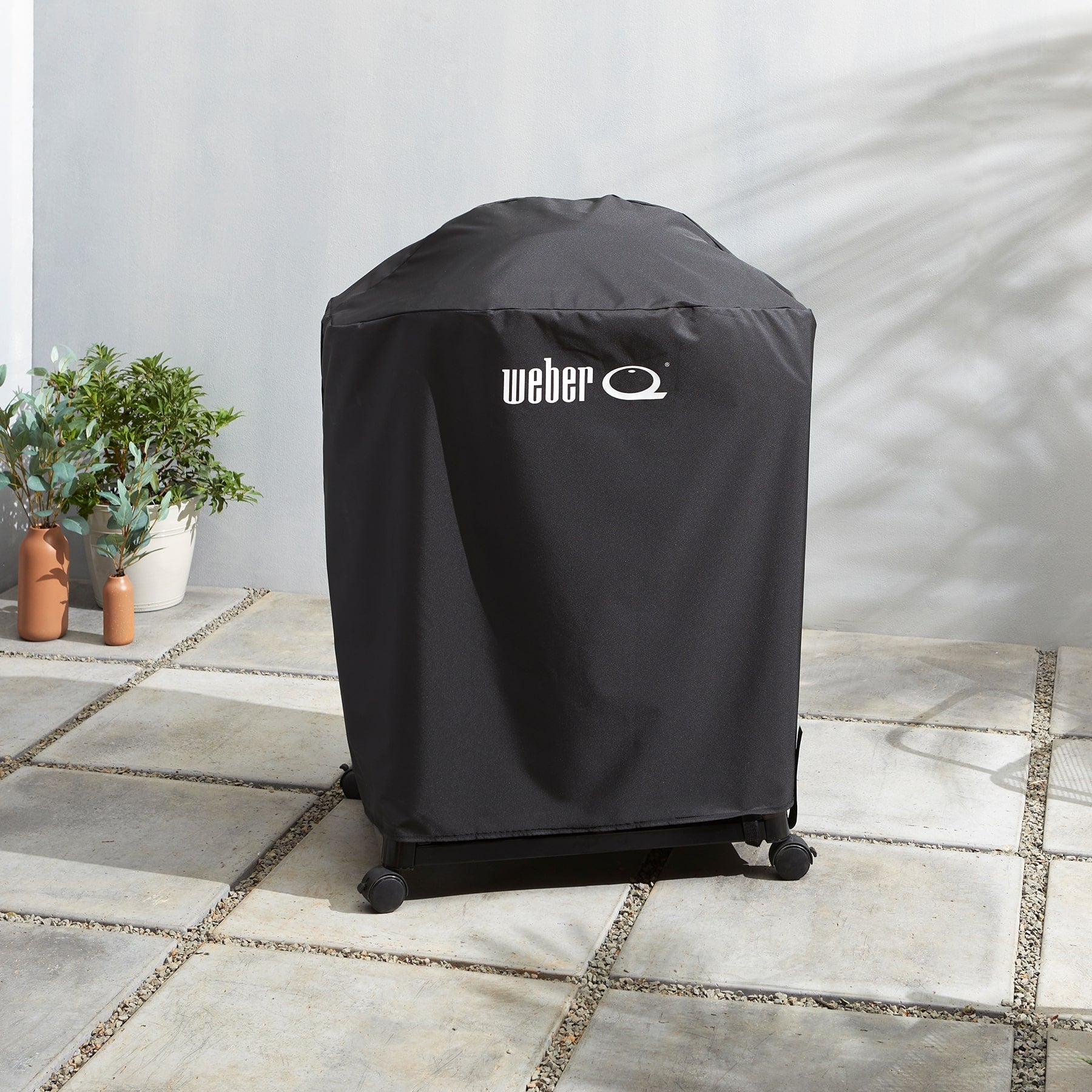 Weber Q Premium barbecue and cart cover 1000N, 2000N Series image 5