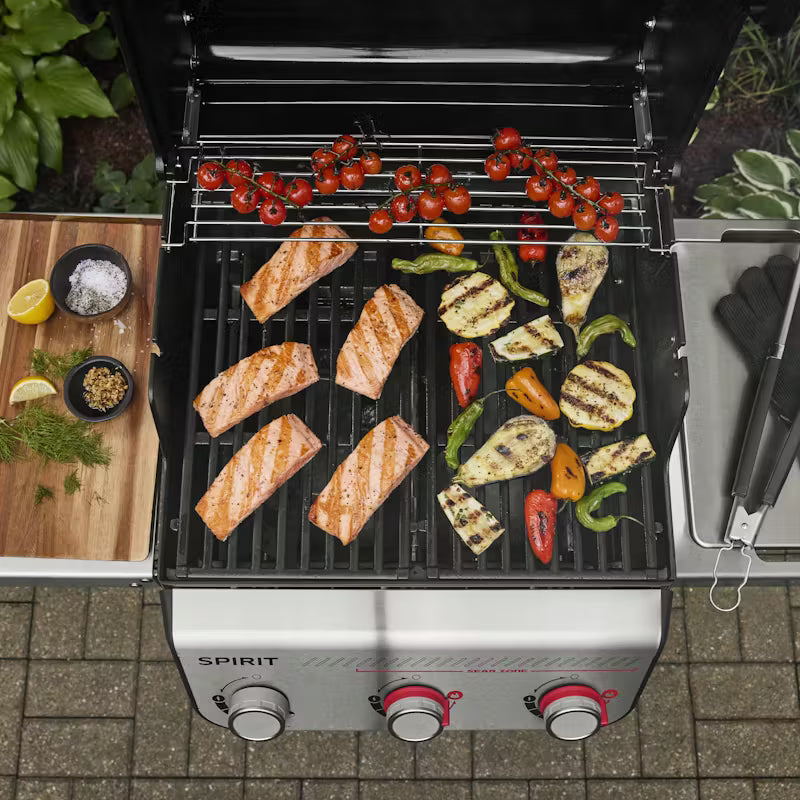 Weber Spirit E-325 3-Burner Gas Barbecue (Natural Gas) image 4