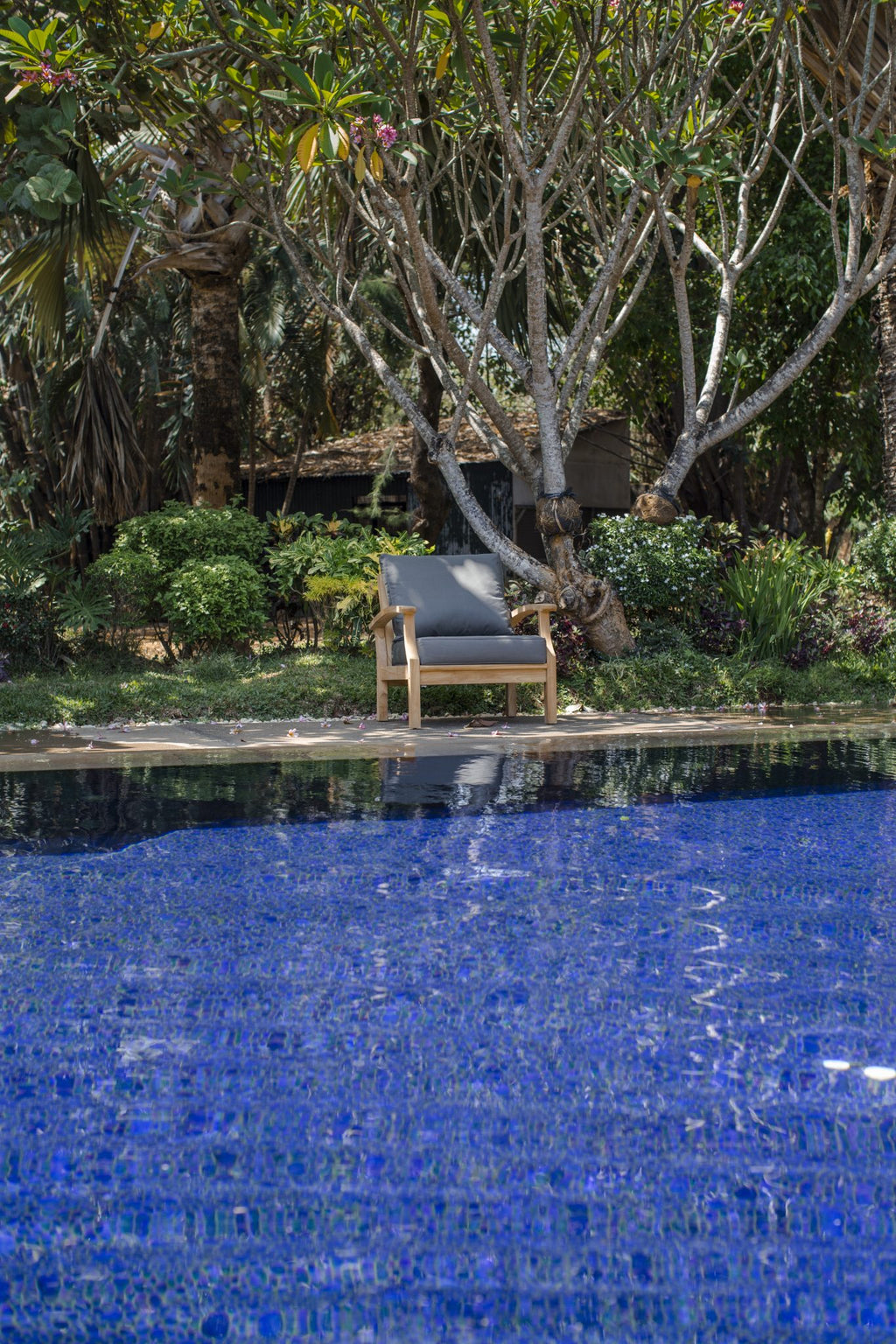 Lombok 1 Seater Lounge image 7